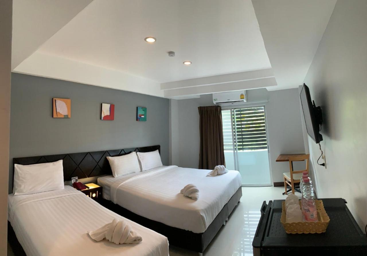 Nest Boutique Resort Bangkok Bagian luar foto