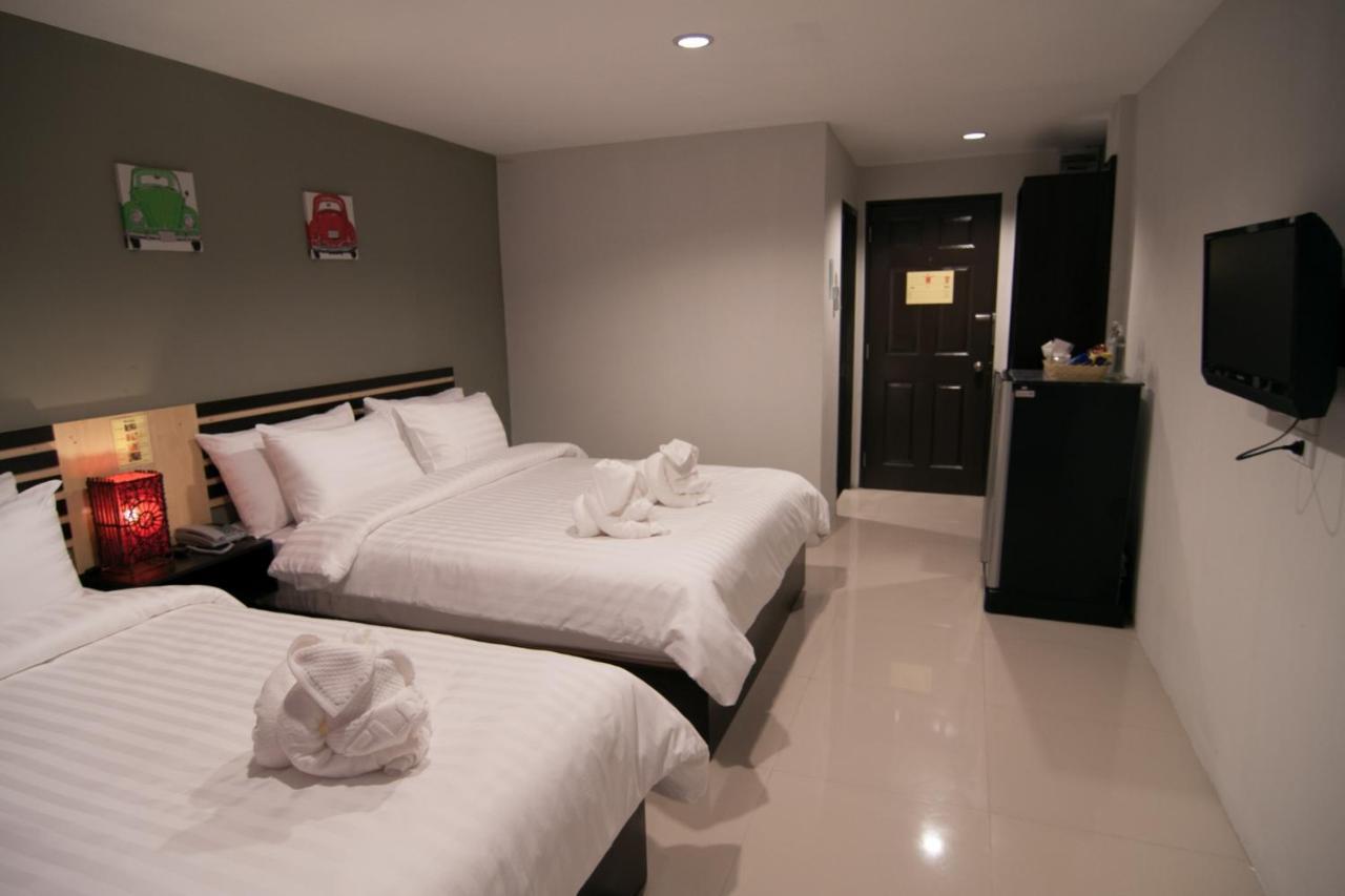 Nest Boutique Resort Bangkok Bagian luar foto